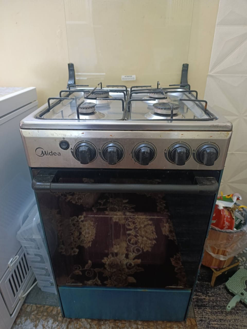 الغراض للبيع كلهن بشرط اي عيب مابيها شراي اتصل ما متواجد على فيس
***********
