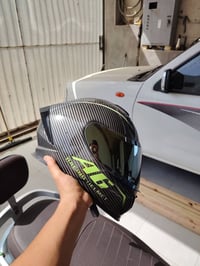 تسلا شحن • ٦ بطاريات • ٢٠٠٠ واط