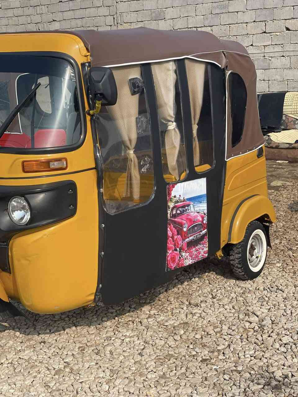 سلام عليكم تكتك للبيع موديل 21سنويه مكينه مامفتوحه كشر عدام عيونك تكتك خير من الله***********
