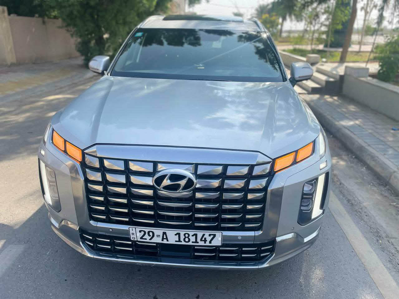 هونداي بلسايد كالكرافي ٢٠٢٣ للبيع 
سيارة مرقمة واسط ، حادثها بنيد فقط صبغ ، 

مواصفات ١/١  الكالكرافك معروفة  اعلى فئة بالمواصفات ما حاجة اعدد بمواصفاتها  ، ٧راكب  ،رقم الشاصي موجود الي يحب يتاكد ، محرك ٦ سلندر ٣٨٠٠ ، بانزين كله عادي ادوانز ماكو نهائي ، السيارة جاهزة من كلشي ، ماشية حاليا 36 الاف ميل 
مجالها بسيط ، السيارة حاليا واسط وبغداد ، للاستفسار اكثر
***********
