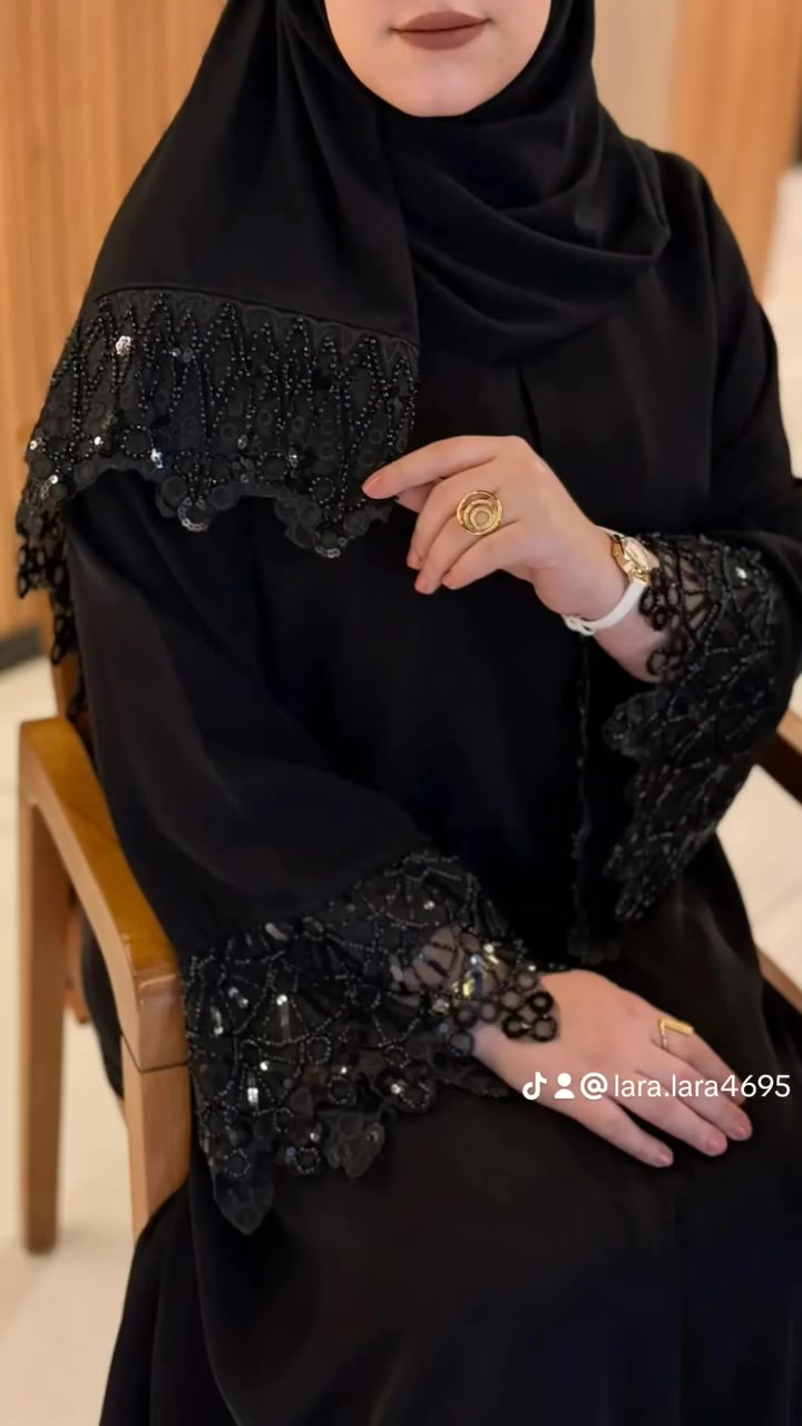 # @ عبايه خامته  تجنن بارده وسواد فحم اخر قطع M xl للحجز والاستفسار مراسله الصفحه يوجد خدمه توصيل جميع المحافظات


**إذا كنت صاحب هذا الإعلان وتريد حذفه لأي سبب، رجاءا أرسل رسالة إلى الدعم الفني**