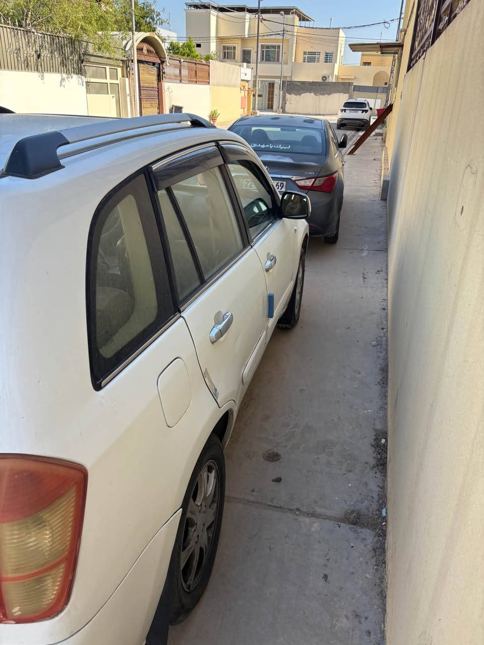 السياره كفاله عامه ، كير و مكينه ممتازات و التبريد شغال ثلج ، للتواصل *********** ، و بيها مجال للطيبين . النجف, العراق
