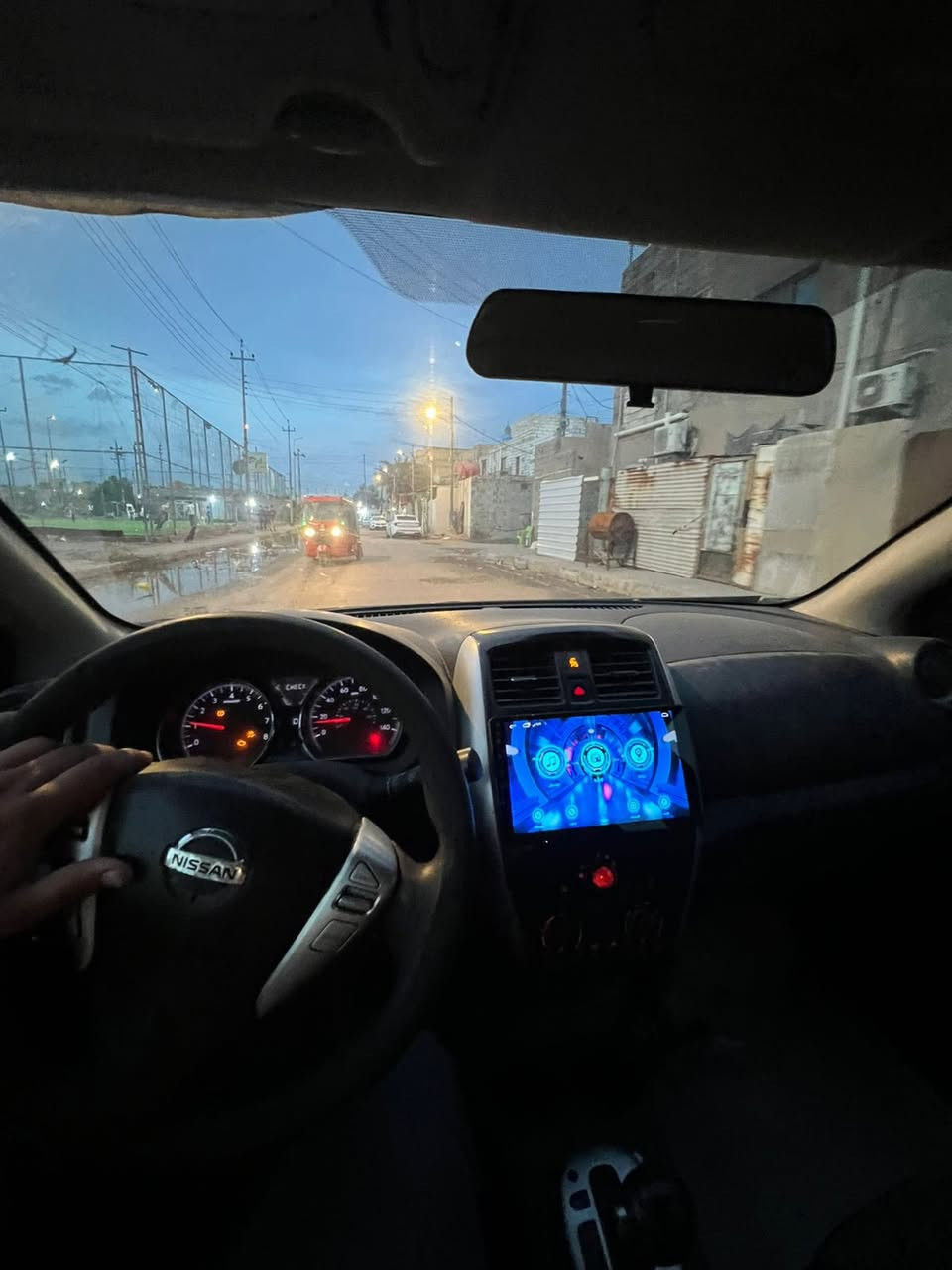 نيسان فيرسه وارد امريكي مديل 16 رقم ذي قار  موجوده بالبصره مكينه وكير خير من الله سعر 63 ورقه اتصل على رقم ***********
