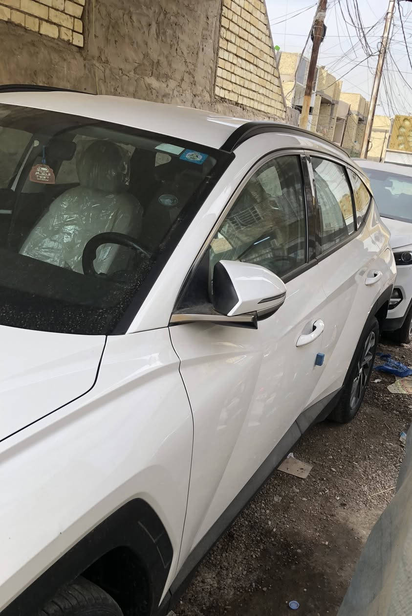 توسان 2024 خليجي سيارة بدون ضربة بدون صبغ بدون حادث سيارة ماشية 16 الف من وكالة الاولى موتورز سيارة خير من الله بيها بارد ب بنيد موجود ب صور مأشر بي ع كد اصبع وبيها شخوط وتكحيل بل تكمة اشر شخوط نطخت بشجررة بس السونار يحسبة بارد الي شخطوط بيهن رواج قليل ف ينحسب بارد بس هنة مو بارد ول تكمة ممفتوحة اصلا ولا مطخوخة و حالو ياشر ب سونار بس هوة مموجود ومينشاف بل عين اصلا ولا تكدر تتلمسة بس هاي سوناراتنة سيارة فول مواصفات عدة الفتحة بصمة تشغيل دخول بصمة مرايات شفط دخول ذكي شحن لاسلكي تشغيل عن بعد شاشة كبيرة ايباد اندرويد اوتو ابل كار بلي  مكاني بغداد الثعالبة رقم هاتف *********** السعر 212
