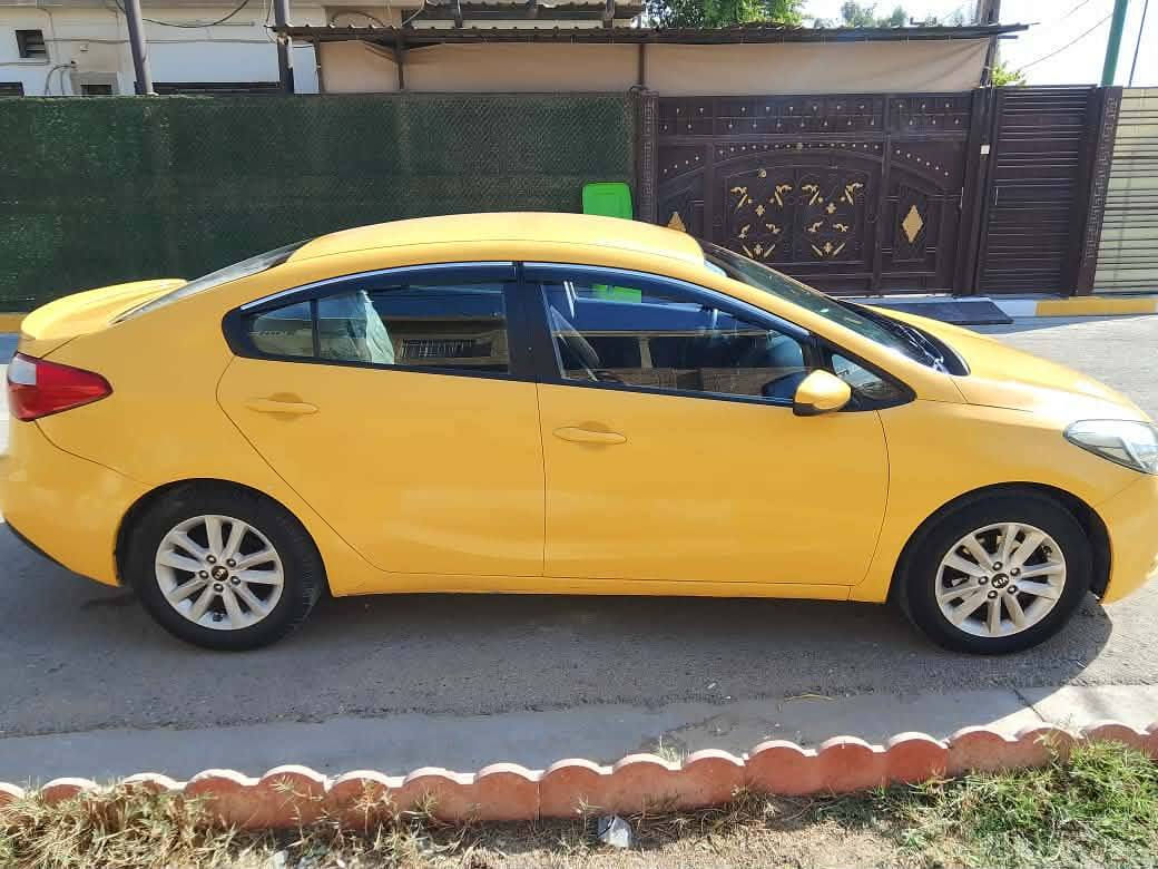 كيا سيراتو للبيع محرك1600 دوش موديل 2014 السياره جاهزه باسمي مصفره هيئه  وغرامات تخم تايرر باتري جديد مكاني بغداد  السعر ٩٣ $ الرقم ***********
