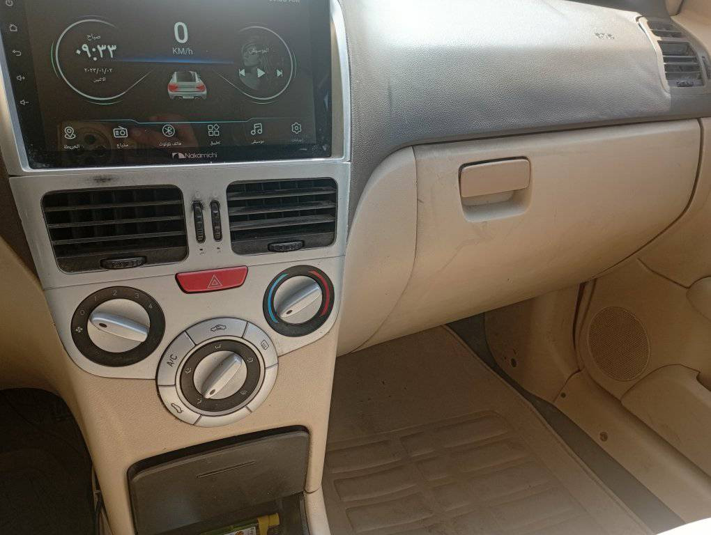 السلام عليكم 
شيــــــــــري أفلاوين ١٣

جاهزه تقريباً نواقص بسيطه اخياسات واضحه بالصور
مكينه كير تبريدجاهزات 
رقم بصره الماني سعرها22$
***********
مكانها ناصريه
