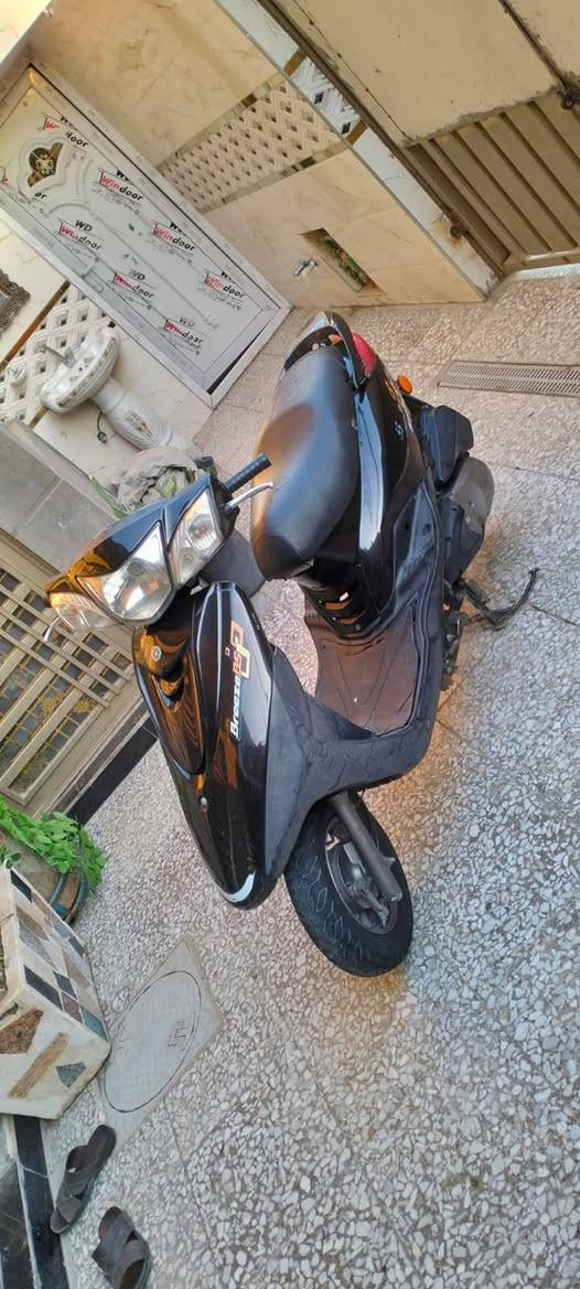 ببغاء ياباني نوزل خطين دراجه رمبه كفاله عامة مكينه مكفوله كفرات اصلي مختمات سعرها مناسب 850 نهايتها شراي يتصل ع الرقم***********
