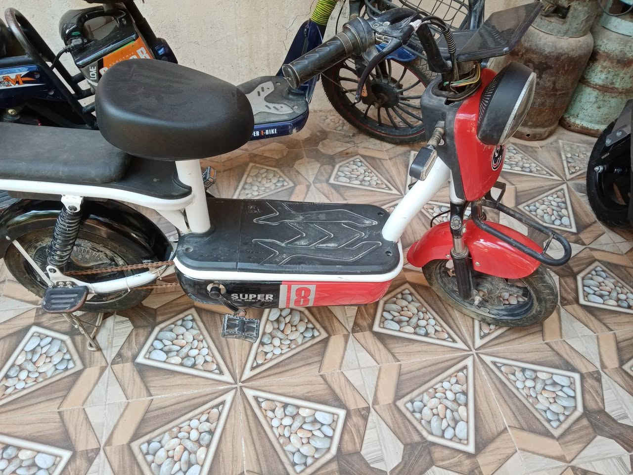 دراجه شحن للبيع نظيفه مستعمله قليل


**إذا كنت صاحب هذا الإعلان وتريد حذفه لأي سبب، رجاءا أرسل رسالة إلى الدعم الفني**