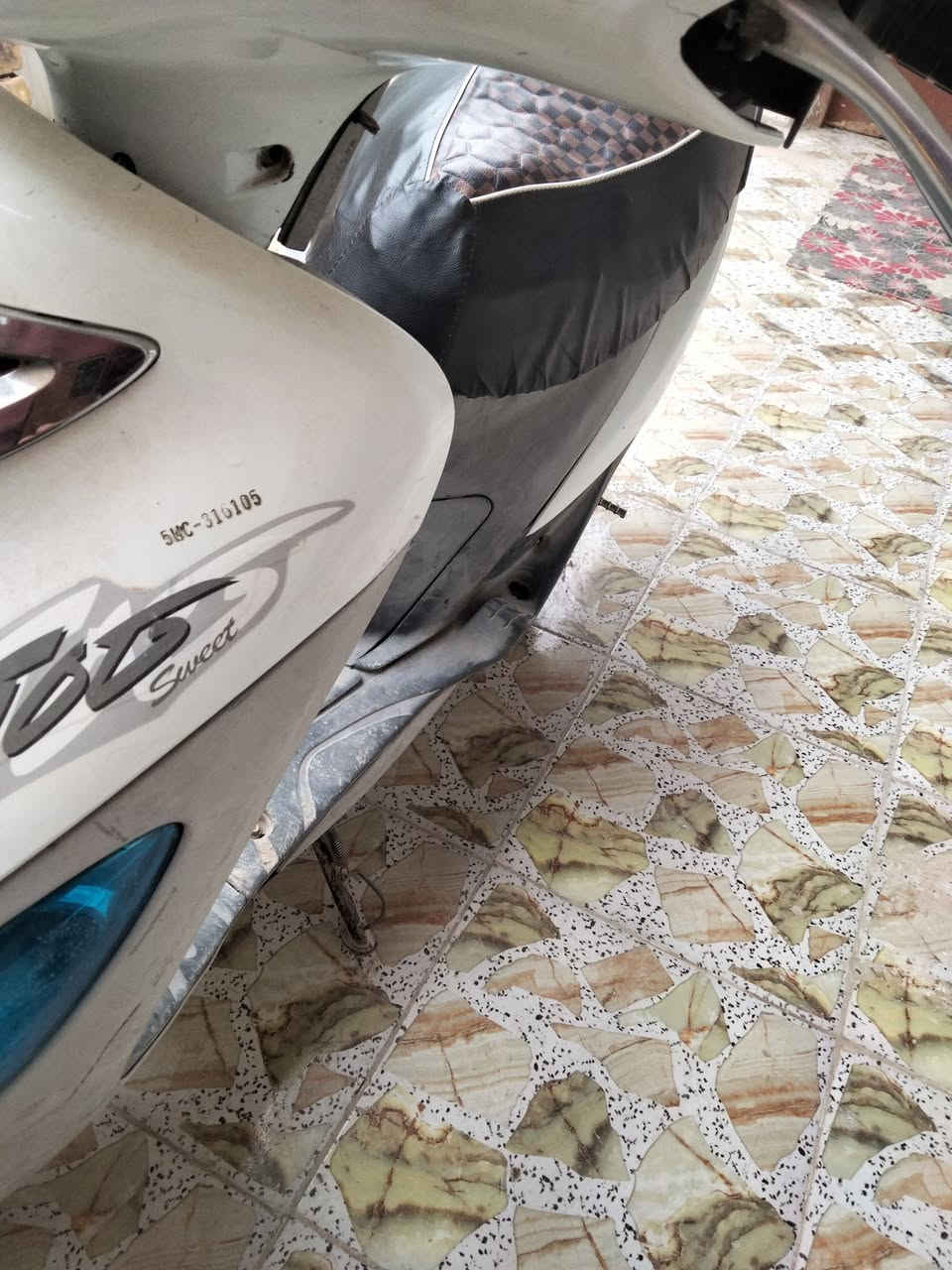 ماكس منغولي للبيع مال جناي مجفته مره وحده ومكينه ناعمه وعايزلها ترتيبات بصيطه السعر 400الف قفل عنوان الديوانية جمهوري قرب سوك التجار وشارع المواكب  للتواصل ***********
