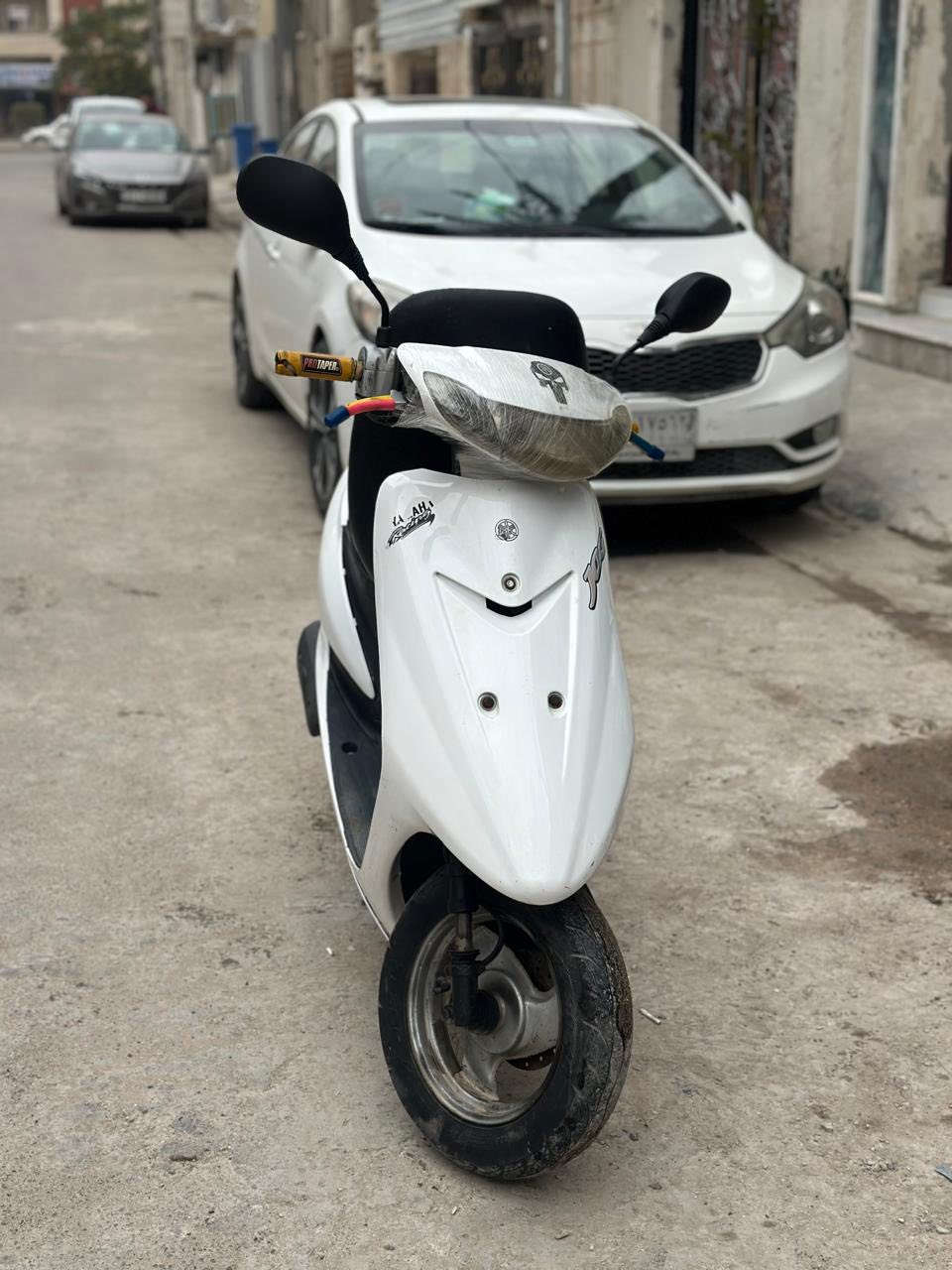 السلام عليكم دراجه سبايزر عصفوري ياباني شغال سلف هندر نكره اول هندر كامله دراجه مكفوله كهربائيات لايت عالي ناصي اشاير قفل استيرين قفل جنطه هورن كله شغال مكينه نائمه مكفوله سرعه فول السعر275بيه مجال بسيط للشراي مكان بغداد الحريه ***********
