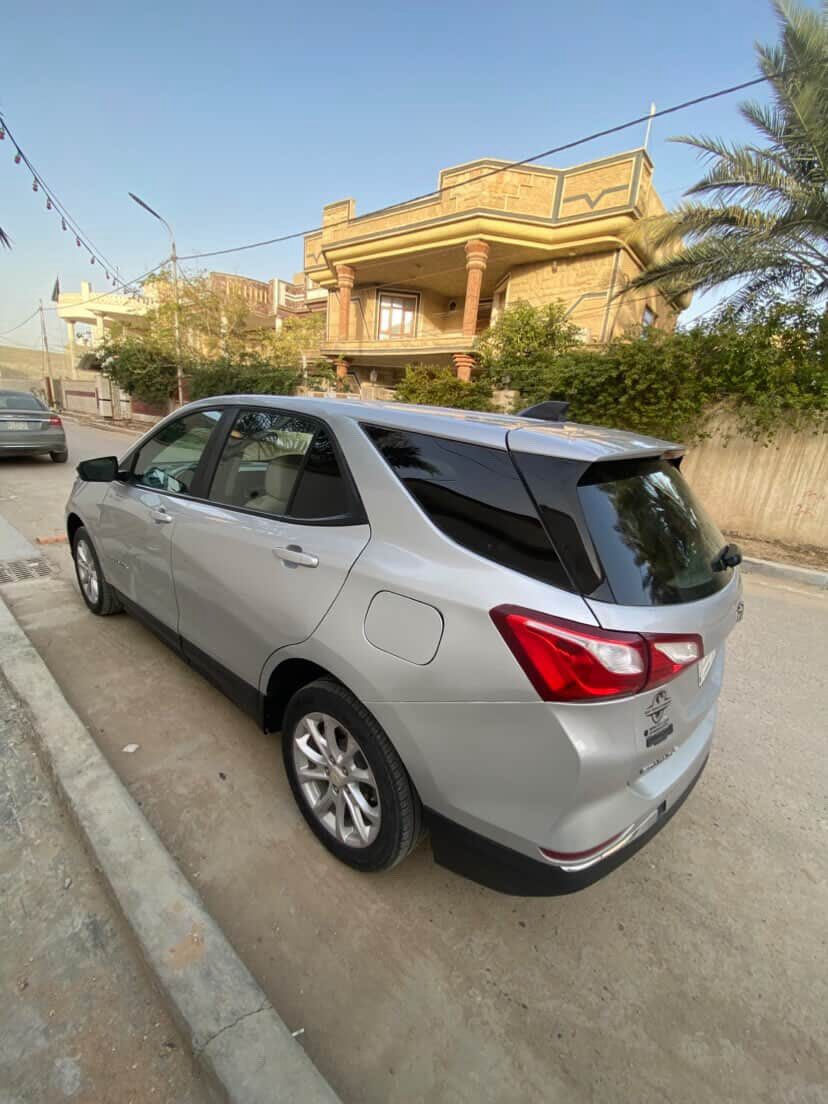 السلام عليكم
شوفر ليت كوينكس 2021
بصمة كامرة شاشة  اوتو بارك رادار 
كشن السايق كهرباء 
ارضية مخمل 
حدادية جديدة تخم تاير جديد باتري جديد
ماشي تقريبا 150km 
حادثها الجاملغ الخلفي فقط ومصلحه 
سيارة نظيفة رقمها بابل بأسمي 
مكاني حلة حي الجامعة
سعر 140 وبيها مجال بسيط 
***********
