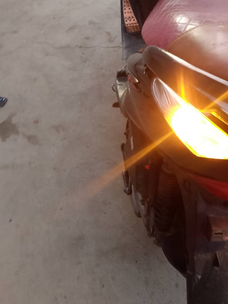 سلام عليكم درجه ماكس ثعلب كل شغال سلف هندر مكينه شالع معدال كهربيات شغال وراق كامل  مكاني بغداد الشعله سعر ٣٥٠قفل بدون عمله ***********
