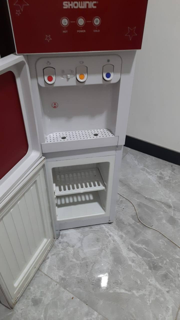 براد اخو الجديد استعمال موسم وحده للبيع السعر 160 وبي مجال للشراي العنوان العظميه واكوتوصيل بكروه


**إذا كنت صاحب هذا الإعلان وتريد حذفه لأي سبب، رجاءا أرسل رسالة إلى الدعم الفني**