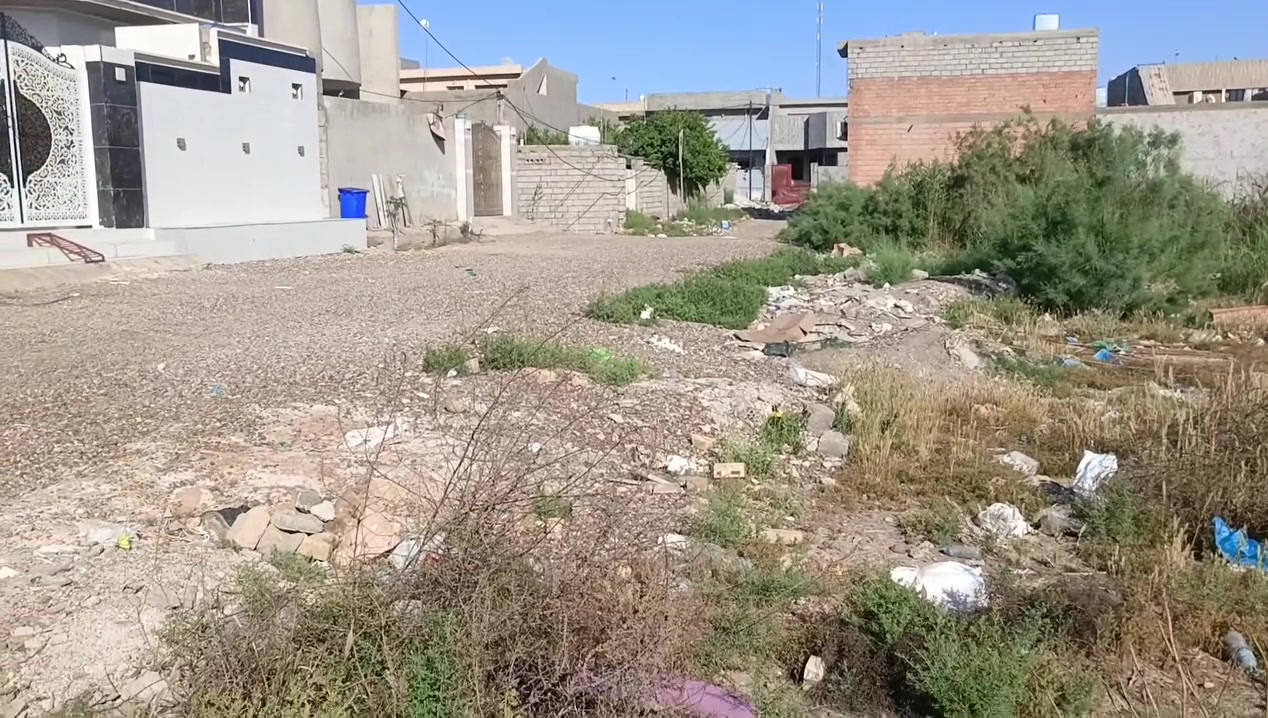 قطعه ارض للبيع ركن مساحه 200 متر زراعه تحويل مباشر موقع جمعيه الثالثه لال ستفسار على الرقم***********
