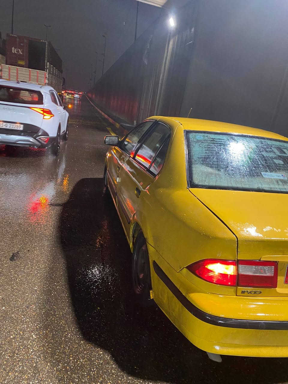 للبيع او للمراوس حسب القناعة سمند موديل 12 السيارة نظيفة تبريد وية السويج كهربائيات  كلهة جاهزة بيهة نقص بس دبل خلفي او سلف اوطخة بل جاملغ الخلفي فقط السعر 40  اوامراوس ***********
