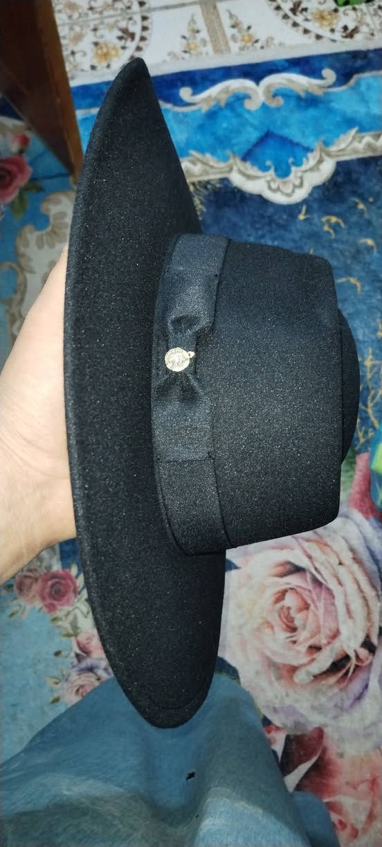 قبعه كابوي نسائي الاصلي تحفه
انطي سعر وبلعافيه


**إذا كنت صاحب هذا الإعلان وتريد حذفه لأي سبب، رجاءا أرسل رسالة إلى الدعم الفني**