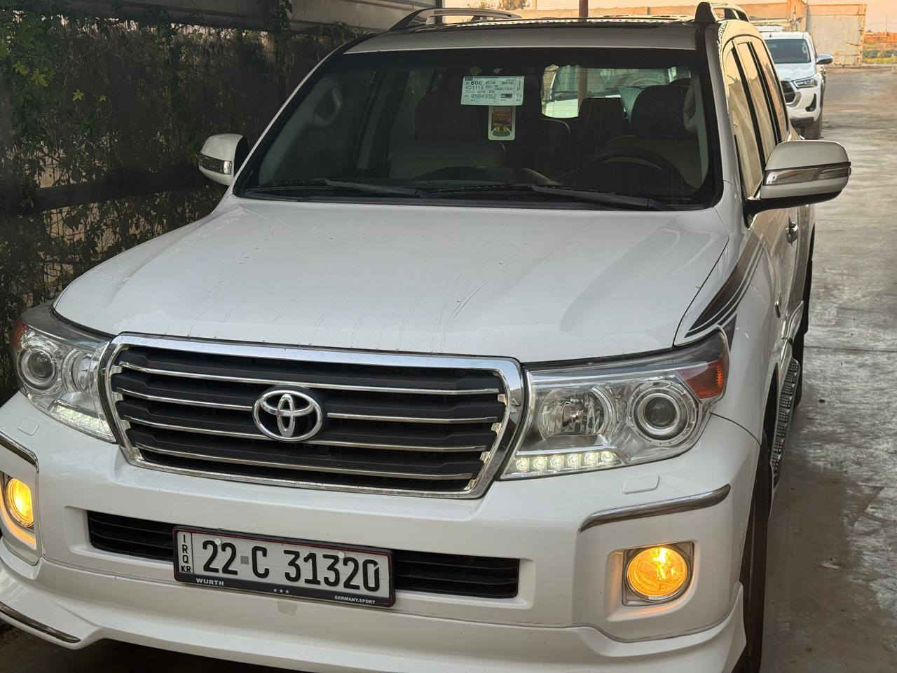 سلام عليكم من رخصت مدير الكروب سياره موديل 2009 ربيل ماشيه ١٤٠ الف مكفوله كفاله عامه من صبغ محرك كير عله وضع شريكه تاير جديد تبريد ٣ محرك ٦ سلندر فقط بارد بصيط مال جناي سياره جديده معنه الكلام العنوان بابل جبله /*********** سعر ٢٨٠ عتذر فقط بيع سياره مال جناي اكو مجال الشراي /***********
