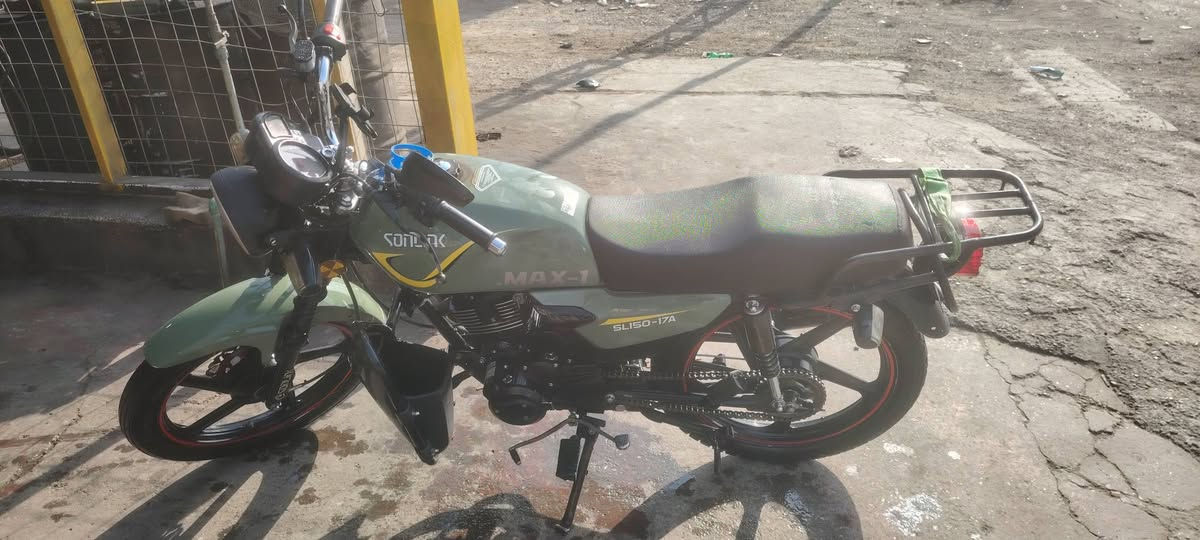 دراجه سونلك إيراني نقصها بس الكهربايات تعبانه
***********
متوفر واتساب
