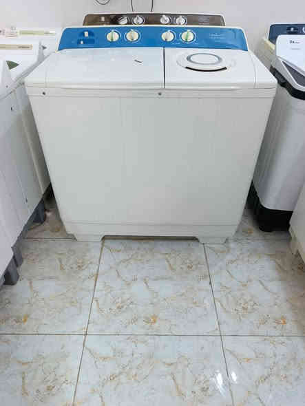 السلام عليكم   

_غسالات بكافة أحجام كبيرة وسط صغيرة وبكأفه الشركات شرط الفحص نضافه فول

_غسالات اطفال  كارتون مامستعملات ابد نضافه فولل

 _للاستفسار /مراسله او اتصال على الرقم/***********
