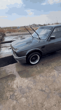 زعرة-تك باب _e30
موديل-89
مكينة-مفتوح حجم_20خير من الله 
رقم انكليزي- 15- الانبار بأسمي
تخم ويل دبل شفة حجم 15-تايرات جديدة 
باتري جديد 
حتى القوايش مبدلهن جدد
تخم-4- زينون 
صدر امامي خلفي جديد لوي دبلات شمعات جدد
مشط سترين جديد باور جديد
صالنصة من الدكشن الحار مبدلة جديد رياضي
گير جديد -zf 
فلنجات جديدة مع التصفير
حتى عنابير گلج مبدل جدد 
التانكي بل صندوك -
يحتاجلها صبغ بيها معجون / ***********- السعر 45$
