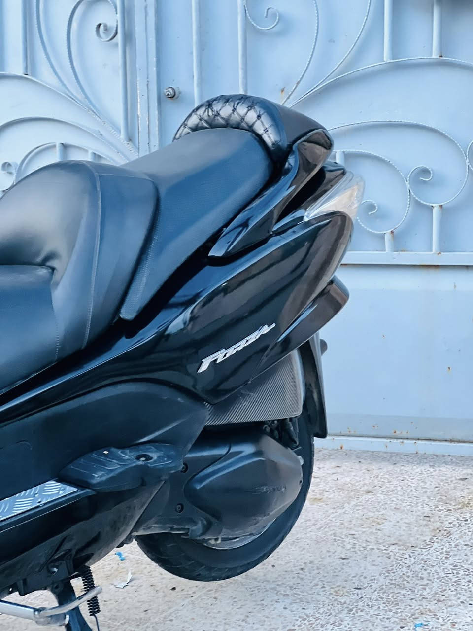 فورزا 08 بيع مستعجل
محرك شرط كير عمية ملغي 

دراجة بالكارتون جلخه مابيها جويتر جديد 

تواير جدد كهربائيات كلها شغالة كيج ابيض المرغوب

دراجة نكرة سلف باي وقت سرعة160 تحريكة ومعدل فوول

درعها جديد مابي جلخ كلجات جديدة

السعر:800وبي مجال بسيط

المكان موصل الايمن

***********

***********
