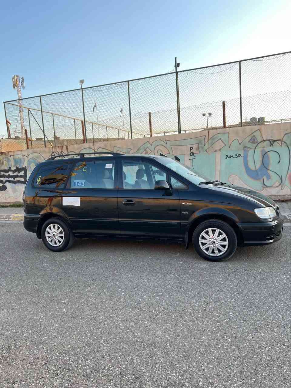 سلام عليكم سيارة هونداي تراجيت موديل (2007)گيرو محرك بيلدي 6سلندر گيراوتوماتيك و محرك شرط مواصفات خليجي جامات مرايه كهربائي قوفل مركزي و ABSشاش أيپات و7راكب و تبريد مركزي فول VIPتاخم تايرات جديد تاخم صدر كول جديد لايتات جديد كهربائيات عام شغال سيارة 3قطع صبوخ بدون ضرب و داواخل سيارة كول بيلدي جديد جديد سعره (67$)بيه مجال و شرط تحويل وواكال راقم 📞☎️🇮🇶🇮🇶🇮🇶*********** كركوك, العراق
