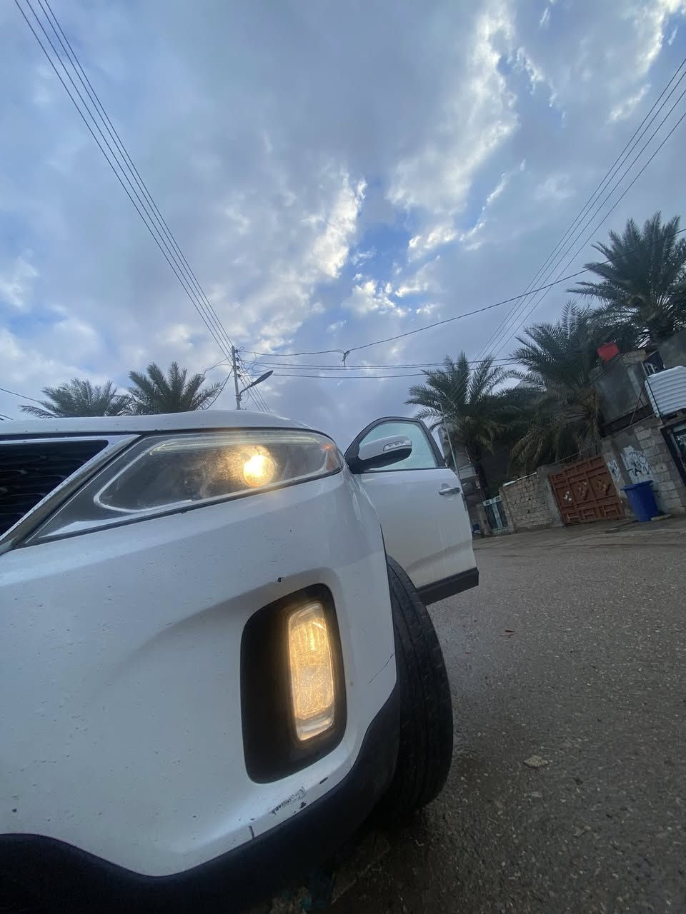 سلام عليكم سورنتو موديل ١٥
مواصفات ؟؟ تحكمات استرين جهتين نضام ايكو تبريد تتفئه ويل كروم حجم ١٩ ماشيه 100الف حقيقي مكان السياره ديالى بعقوبه تقاطع القدس 

ملاحضه ؟بيه حادث بل رقم الخلفي شبر ونص فقط والباقي كفاله عامه المحرك بعده شركه باقي المواصفات خاصص 

***********
