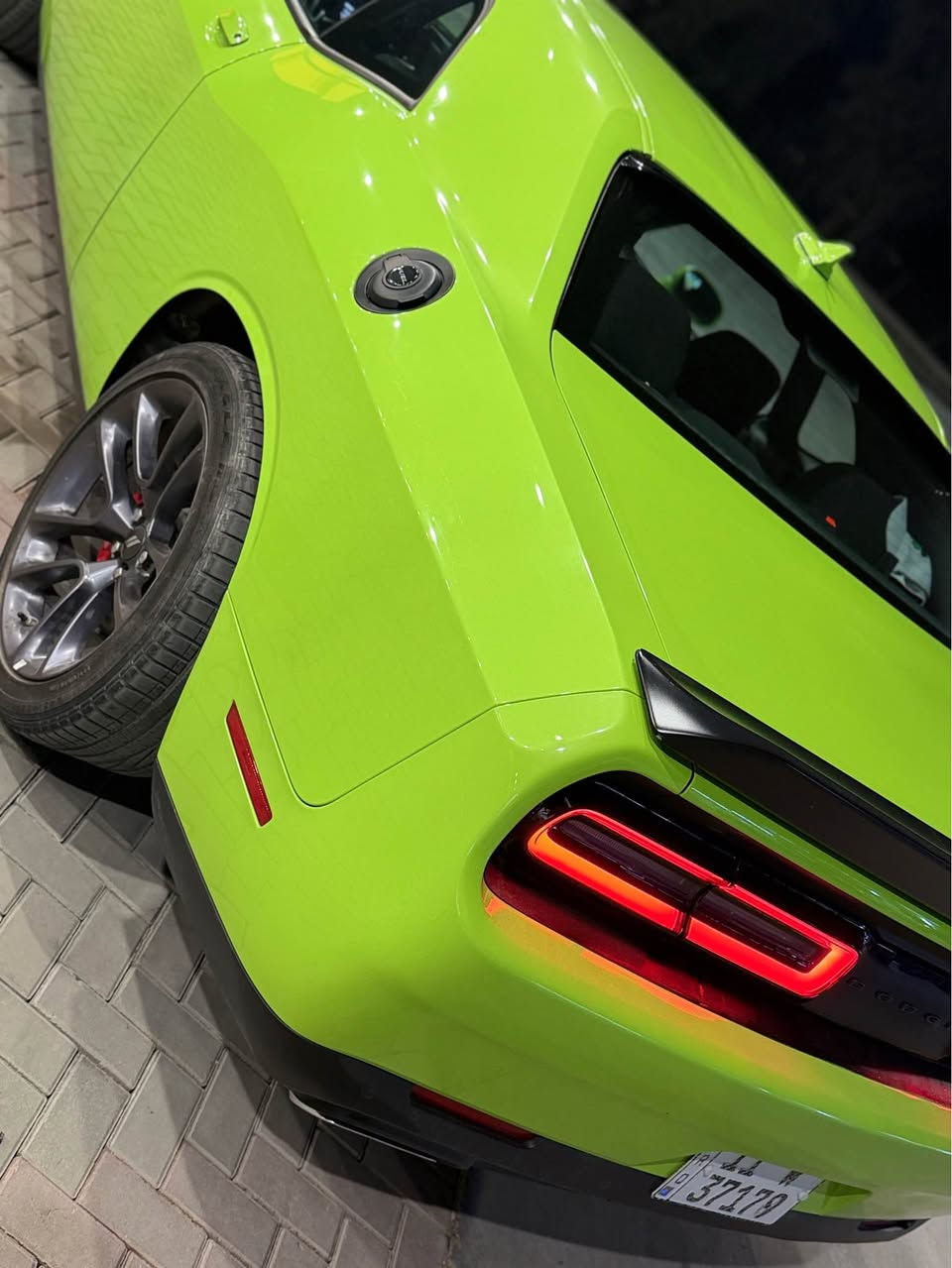 دوج جالنجر 
٢٠٢٣
محرك 5700 R/T

لون تفاحي 💚

شاشه جبيره 

كشنات تدفئه وكهرباء 

هيترات موري

سوبر تراك باك 

ويل سكات باك 
دبات سود 

فجوج برمبو

لايت زنون 

حساسات خلفيه 

دركه srtحرف دي

السياره مبرمج يم ايكل طلقات 

مبرمجه ع بانزين العادي 

السياره حادثه جاملوغ خلفي وبنيد وحافه الجاملوغ الامامي بارد شاصي معدل ع بارد بدون صبغ لغد مكفول 

ماشيه ٢٦ الف 

رقم بغداد بسمي 

سعر ٢١٥ وبي مجال قليل 

مكانه بغداد صليخ 

*********** بغداد, العراق
