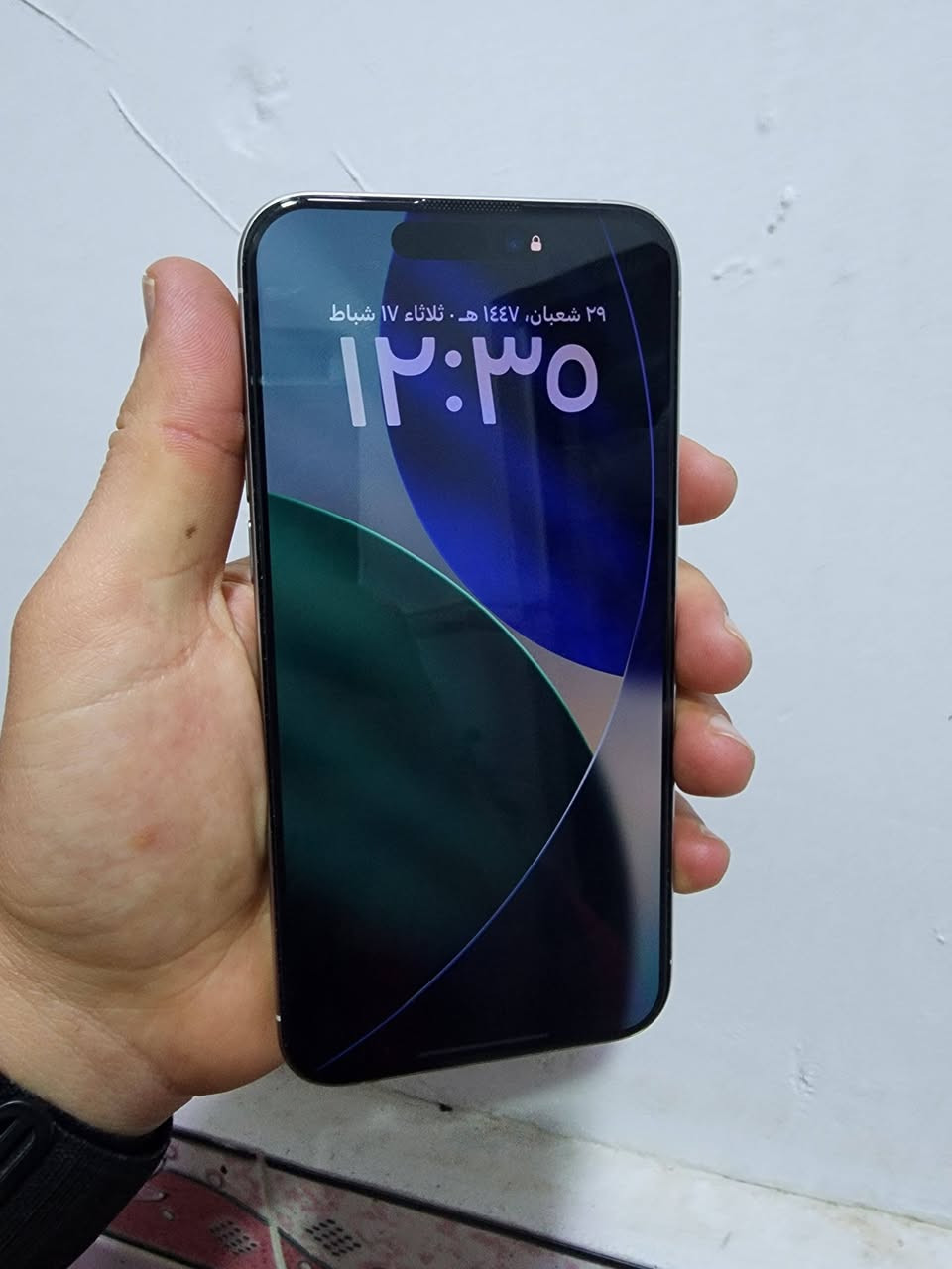 السلام عليكم… #مكلف بالنشر
أيفون 15 برو ماكس للبيع فقط ونقد حصرا
الجهاز شرط مامفتوح.  هوا وحاسبه ضد المي
الذاكرة/256.    باتري/86% شرط.  لون ابيض نظافه فول
السعر/950 قفل قفل سعر جدا مناسب بدون معامله 
***********
