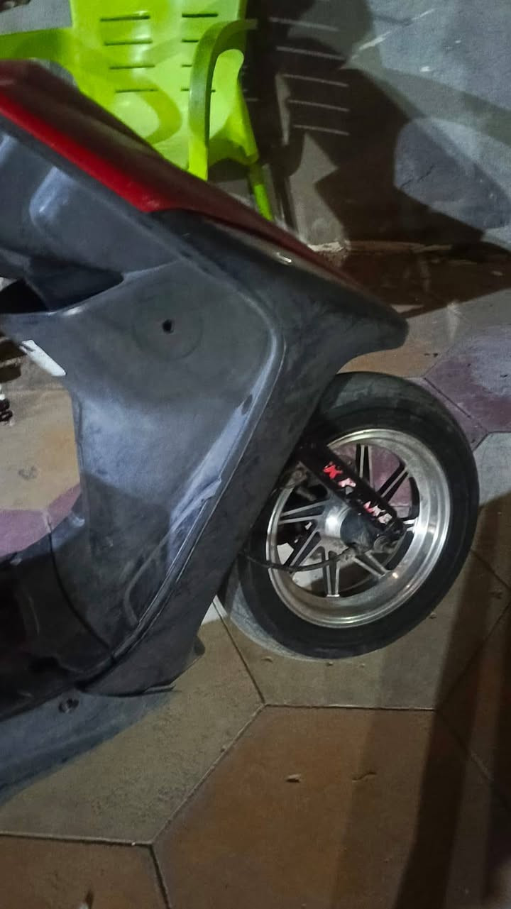 اعاده نشر بسب الوعود الكاذبه اخواني لاتراسلوني وباجر جايك وباجر جايك بطلوهن دراجه للبيع فقط رقمي ***********
