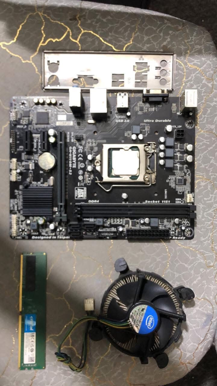 130 الف
***********

i5 سابع 

رام 8 3200 

بورد h110 كيكا بايت
