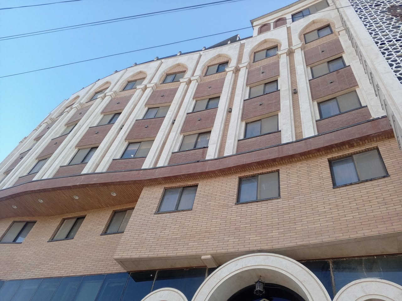 سلام عليكم مقاول أفغاني شغل درجه أولئ كادر يتكون من100نفر مستعدون لتجهيز لبنايات والمجمعات ولمانزل الصغيره مو جود كل لأجهزهه الحديثه البورسلين والمرمر والكاشي والسراميك  رقم المقاول لأفغاني محمدفولادي***********المكان نجف شغل داخل لمحافضه أو خارج لمحافضه أسعار مناسبه جدآ
