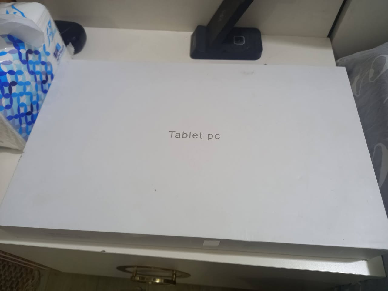 تابلت pc نوع flycoay اصلي جديد (امزون)
نظام اندرويد قياس 14 ....حجم لابتوب
فول موصفات
يعني تاخذ جهازين بجهاز واحد تاب ولابتوب
 ذاكرة 256 G 
معالج رام 24 G يعني فول العاب 
4 مخارج صوت اعلى من الابتوب
منفذ سيم كارت ...منفذ رام اضافي
٣ كامرات ... واحدة اماميه و ٢ خلفيه
الملحقات
حافظة. ... قلم .... سماعات... شاحنة
السعر 300 قفل  
العنوان .... بغداد ... 
***********
