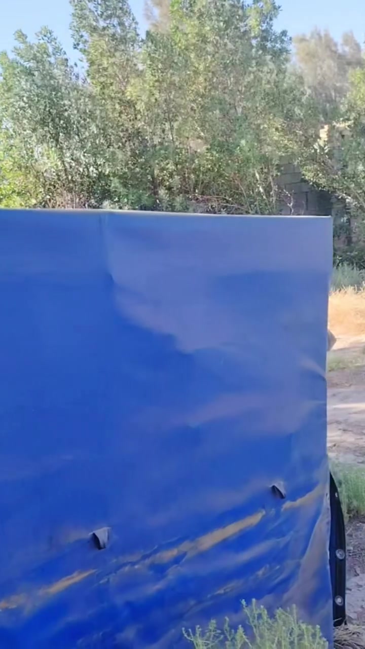 ***********
