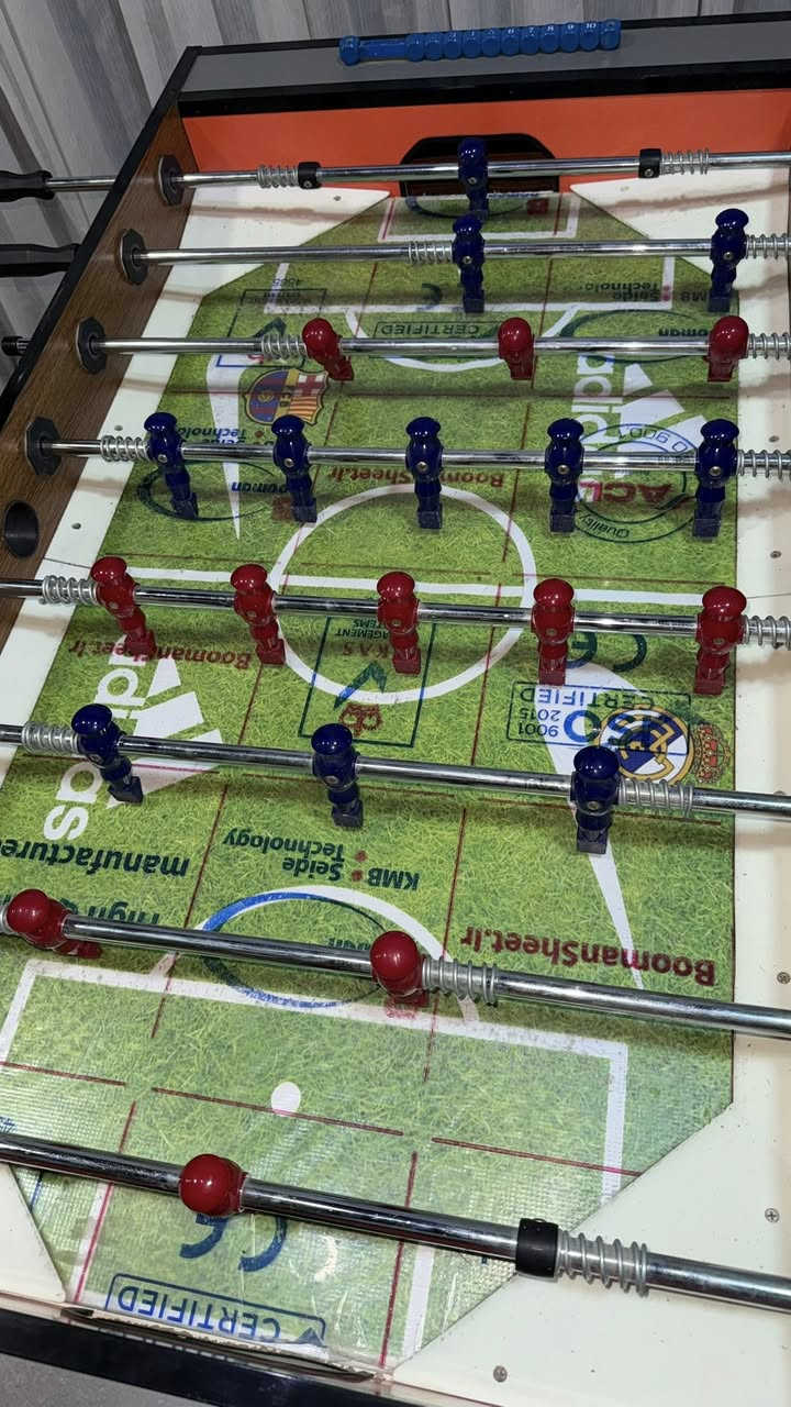 فيشة للبيع اخت الجديدة مستخدمة شي قليل سعره 250 الف بيهه مجال  الرقم جوه ⬇️
***********
