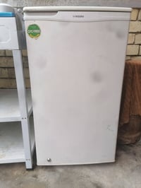 ثلاجة صغيرة • كلش نضيفه • ما بيها ضرر