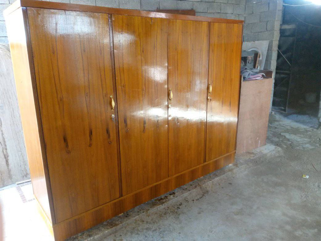 نجاره الحاج سالم الحداد رحمه الله 
جانب من أعمالي 👇 
قنصور اربع ابواب / تبديل وجه بالكامل صاج عراقي 5 ملم + ضهر 2 ملم + تثبيت قطوعات في الداخل 👇👇 للا ستفسار ***********
