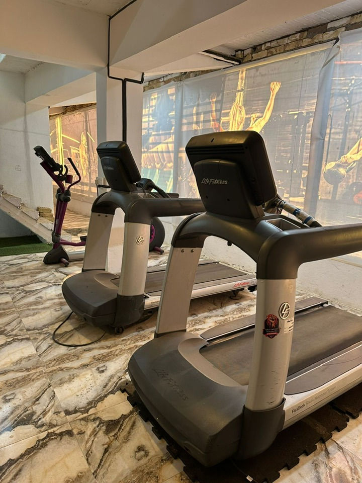 جم نسائي للبيع
للاستفسار الاتصال على الرقم 

‭0782 373 4130‬
