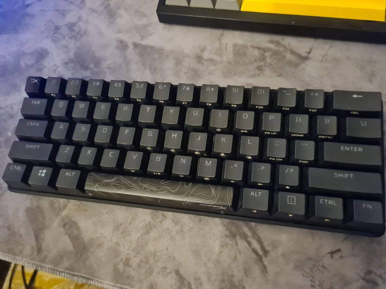 السلام عليكم 

شاشة 1920 1080 60HZ ( حجم صغير الى متوسط ) 65

كيبورد هايبر اكس ALLOY 60 سوجات سمائي وزن ثقيل 40

جوستك GameSir Kaleid Flux ( اصلية مو امزون ) 35


**إذا كنت صاحب هذا الإعلان وتريد حذفه لأي سبب، رجاءا أرسل رسالة إلى الدعم الفني**