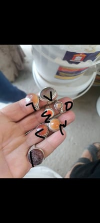 محابس • احجار