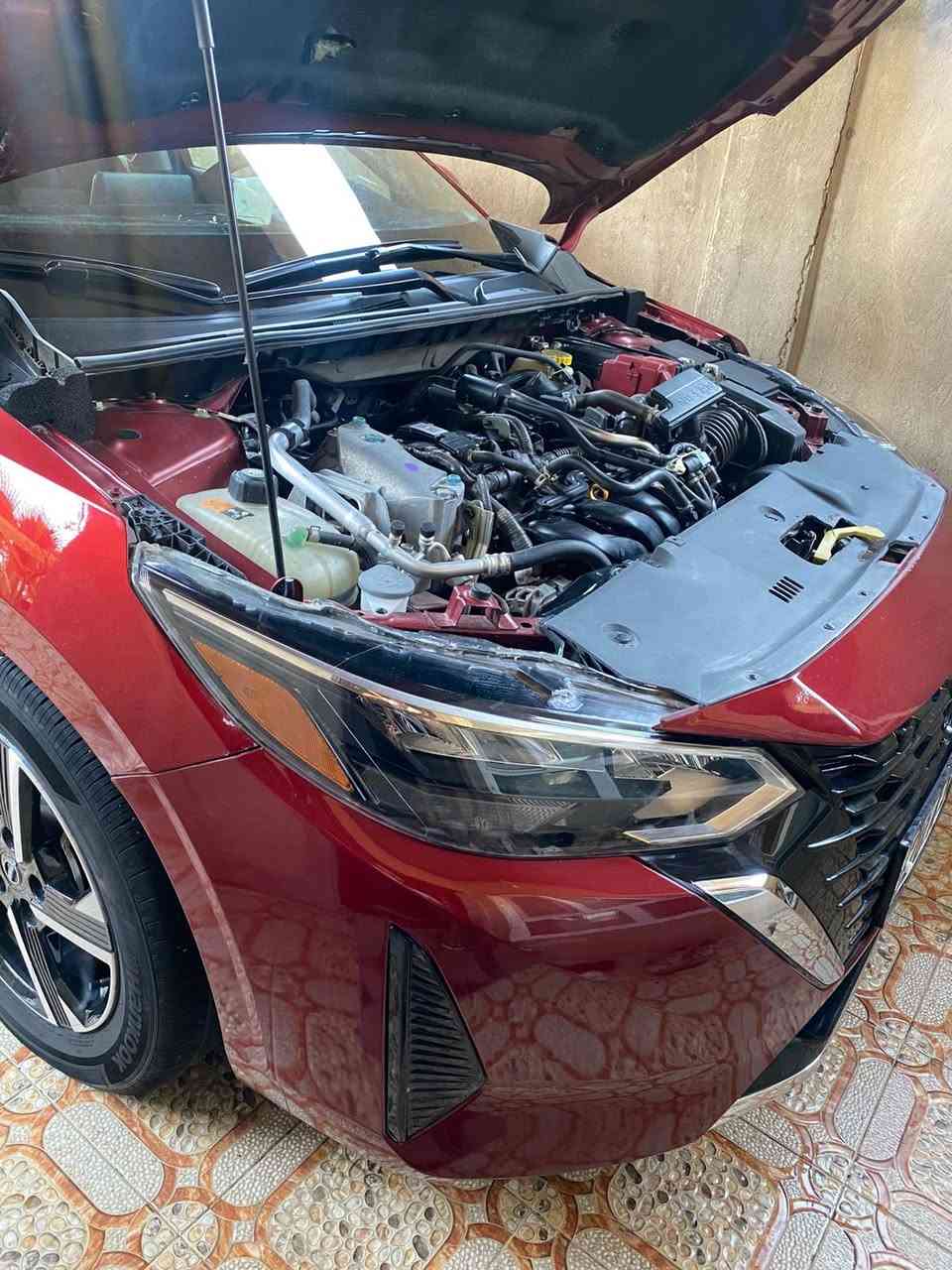 سلام عليكم نيسان سنترا موديل ٢٠٢٥ موصفات SV شاشه جبيره رادار امامي وجانبي وتحديد مسار بيه صبغ خشم البنيد فقط سياره بسمي رقم ديالى سنويه ال30سعر ١٤٥$بيه مجال بسيط المكان بديالى ***********
