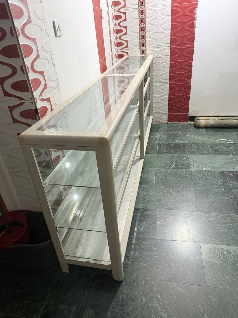 للبيع فاترينة المنيوم فقط ب 90 الف في بغداد الحرية
كبيرة الحجم ، العرض 2.5 مترين ونص الارتفاع متر ،، 4 رفوف
تكدرون تستخدموهة بصيدلية او اسواق ...الخ وتكدرون تستخدموهة مكان خزن


**إذا كنت صاحب هذا الإعلان وتريد حذفه لأي سبب، رجاءا أرسل رسالة إلى الدعم الفني**