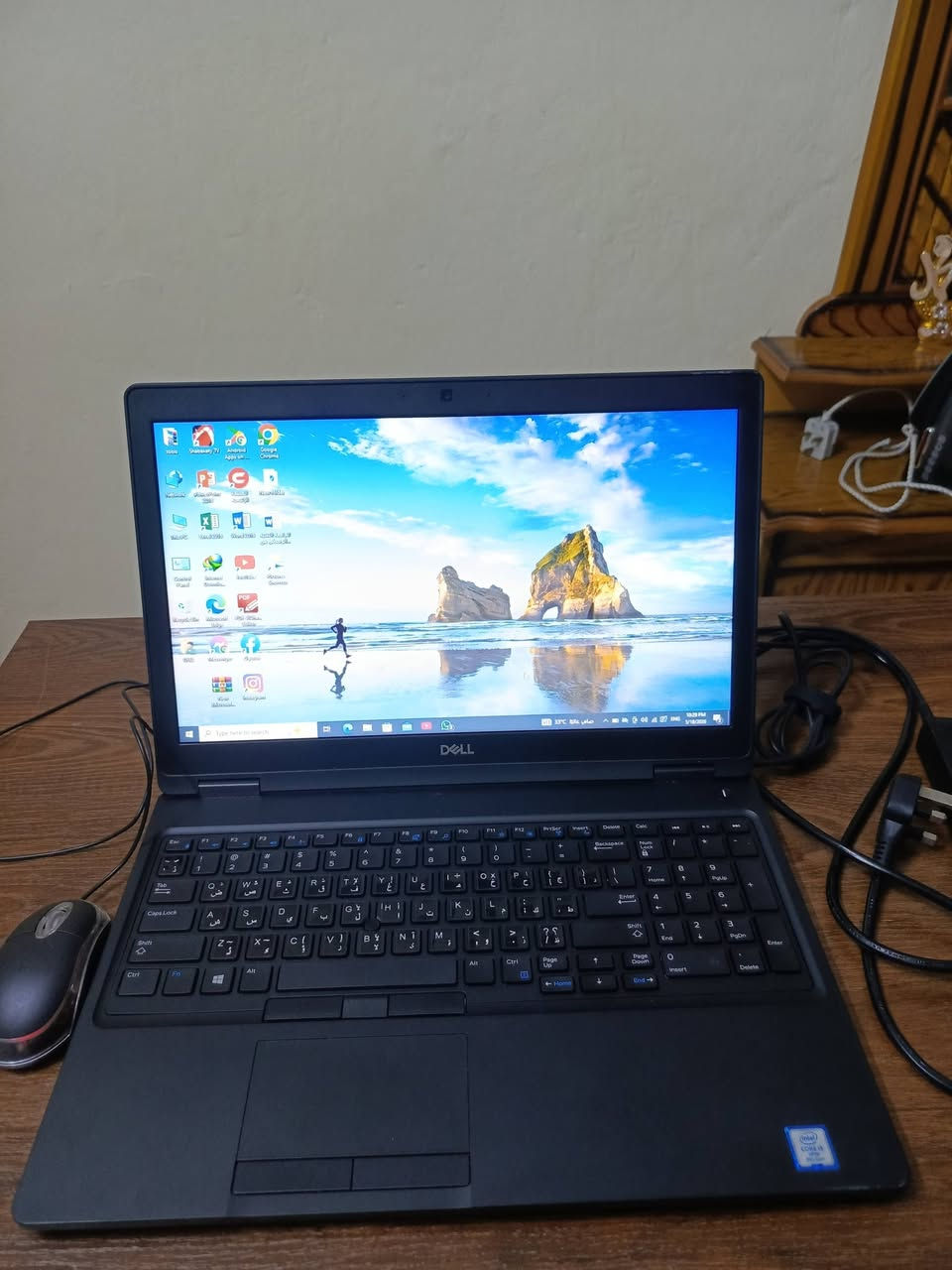 لابتوب cor i5 الجيل الثامن بـ 275 ألف فقط نظافة 100%.
DELL Latitude 5590
🟩 المعالج cor i5 الجيل الثامن
🟩 رام 8 DDR4 GB
🟩 هارد 256 SSD GB
🟩 شاشة 15.6 إنج
🟩 كيبورد عربي إنكليزي
الملحقات:
​شاحن أصلي.
​حقيبة لابتوب
​ماوس
واتساب
***********
