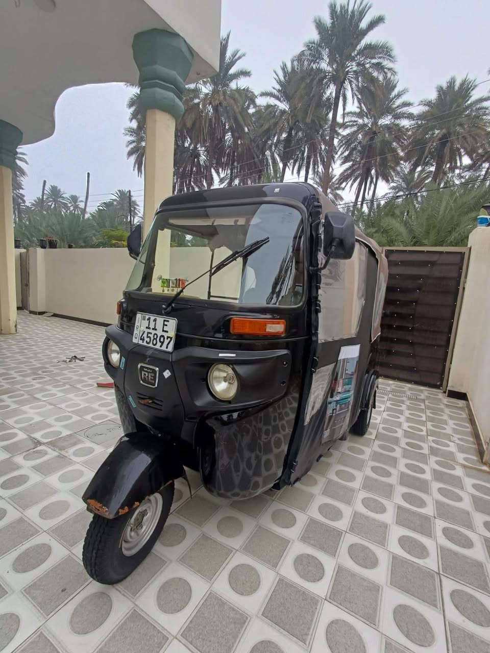 سلام عليكم تكتك للبيع  موديل ٢٢ مكان بعقوبه رقم الهاتف 📱 ***********
