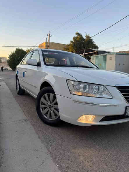 السلام عليكم
سوناتا 2009 خليجي تكسي مطار 
مكينه 2400 دوش 
كير 5 نمر 
سيارة مكفوله من ضربه وتبديل 
بيها صبغ جاملغ امامي وربع بنيد بدون دواخل  والباقي مكفول كفاله عامه 
تخم تاير جديد 
صدر امامي خلفي جديد 
ويل كروم
تبريد ❄️ ثلج 
سنويه ورقم جدد 
تريد وكاله تريد تحويل 
سيارة احلى من صور سيارة  حلوة بمعنه الكلمه وبل عافيه على لي ياخذها
سعر 117 وبيها مجال جدا بسيط مكان سيارة بغداد الزعفرانيه 
متواجد رقم واتساب فقط ***********
