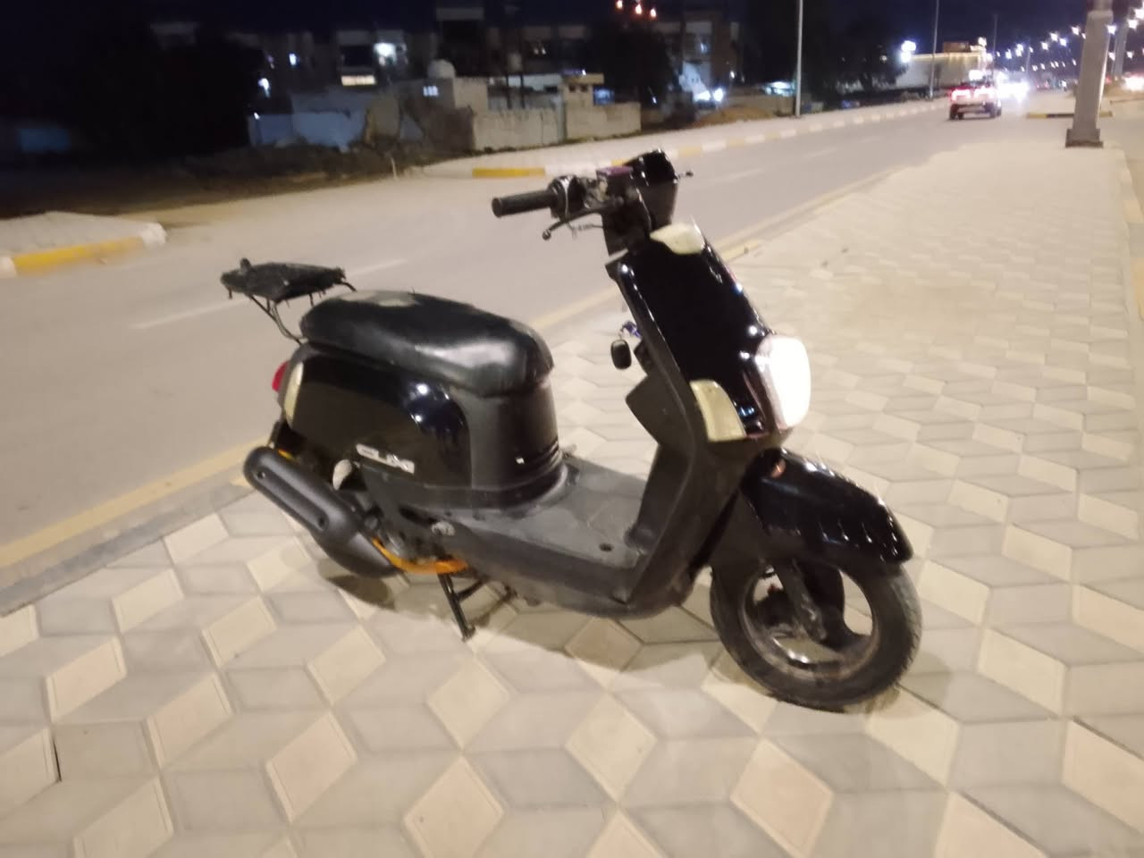 سلام عليكم دراجه بوليس نضيفه وحلوه مفتوحه سعر٥٠٠ مكاني ديالي بهرز استفسار علا رقم ***********
