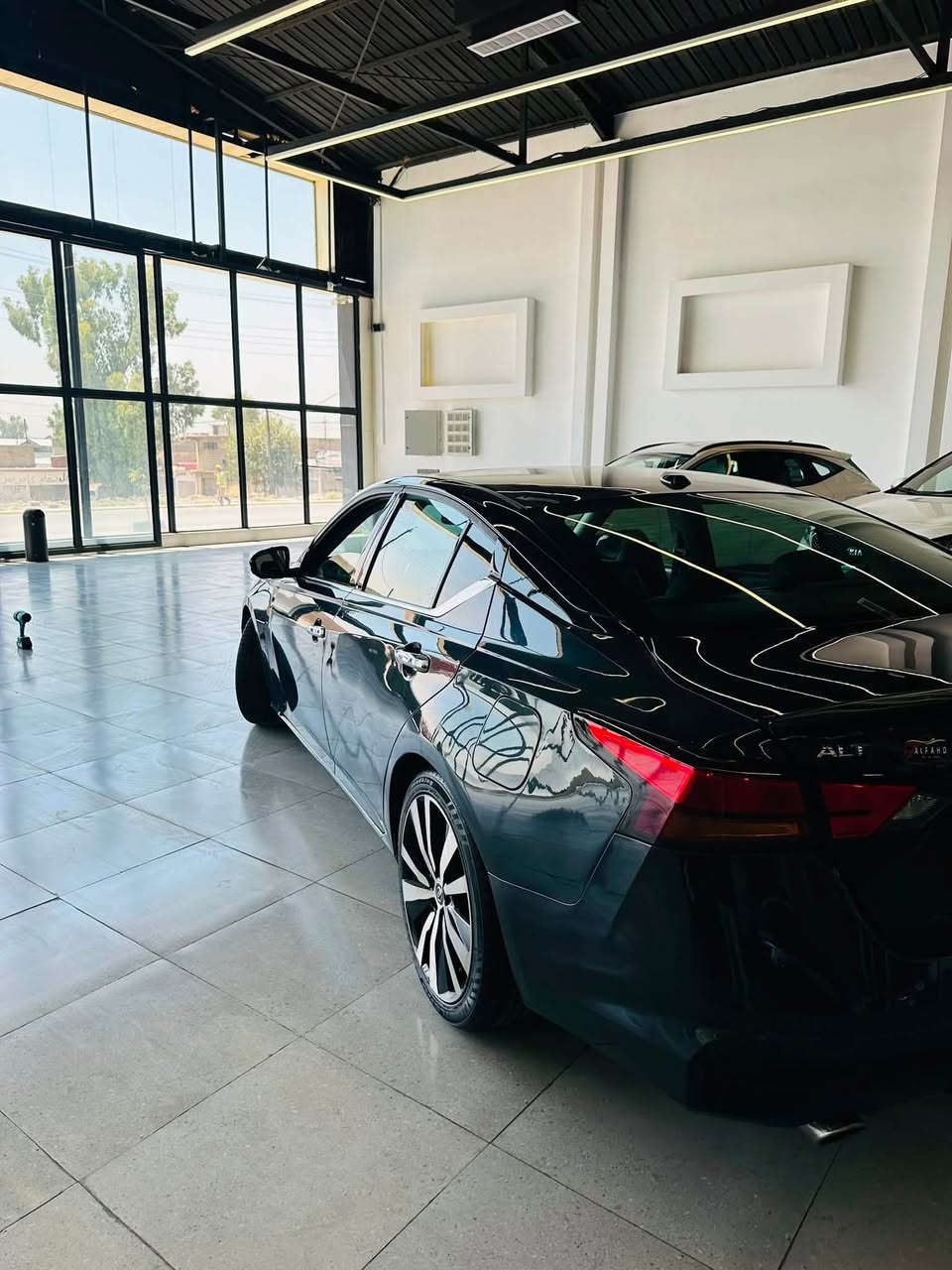 نيسان التما
موديل 2020
وراد أمريكي
موصفات البلاتنيوم
السياره بيها أربع قطع صبغ

سلايد _ شاشة _ كامرة _ تحكمات ستيرن _ كروز سرعة _ رادارات 360 _ كشنات جلد _ كهرب + هيتر _ تبريد مركزي _ لايت زنون _ تحديد مسار) 🔸

السعر 122$وبي مجال بسيط
للاستفسار ***********
