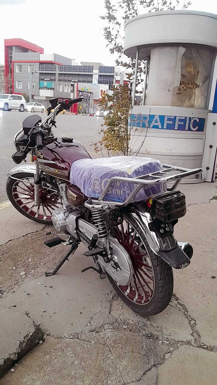 دراجه البيع 5كير مديل 2025الدراجه كلش نضيفه كلشي بيه شغال ما نقصه شي مكاني سليمانيه ***********
