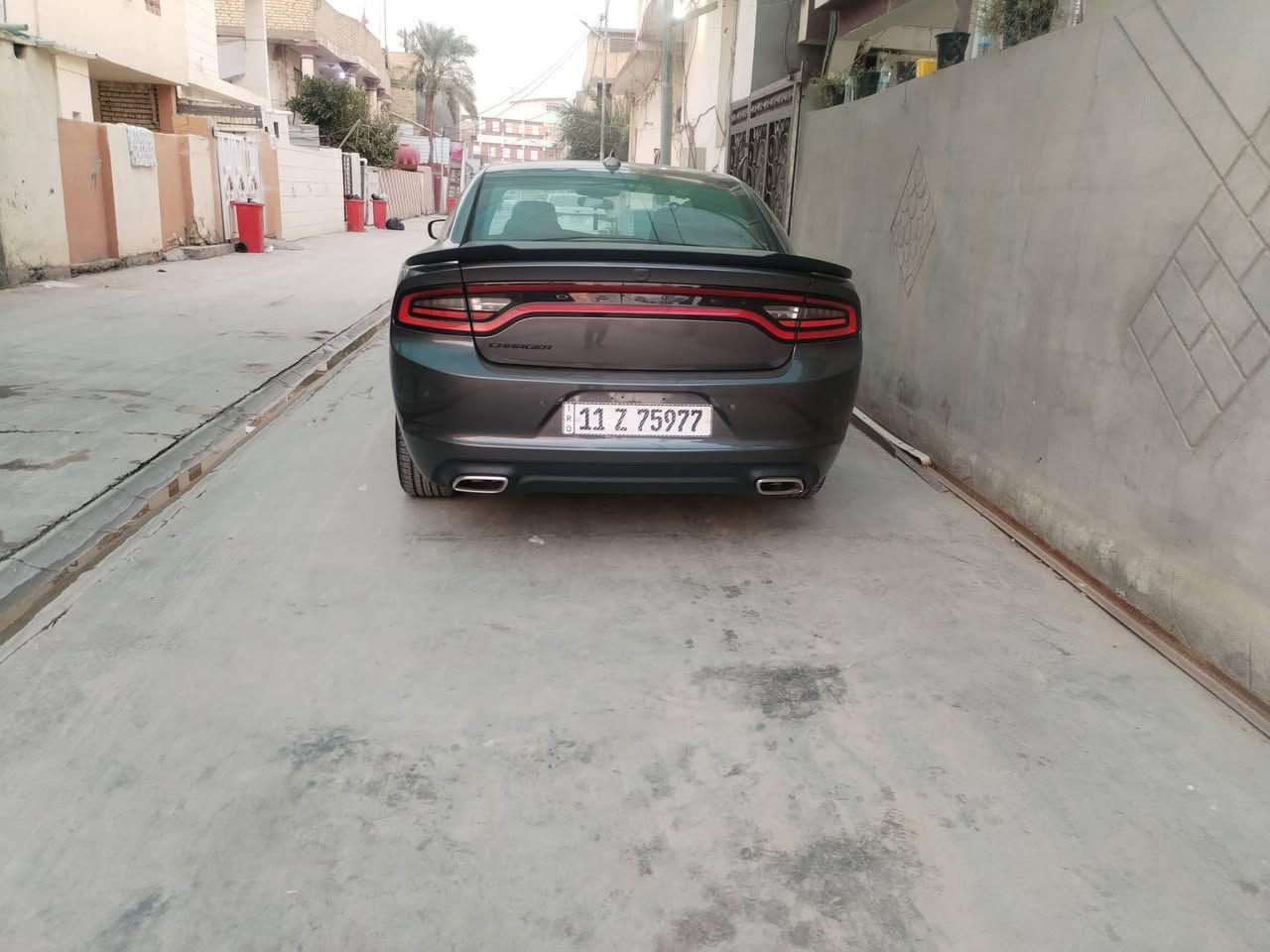 جارجر SXT  بلاص فول مواصفات كلين تايتل ما عده PDR بل  جاملغ امامي دعاميه نفس الون فقط مكفوله كفاله عامه موديل 2023 ماشيه 10 الف كيلو سعرها 275 وبيها مجال حك الجيه رقم الهاتف *********** رقم بغداد بسمي    بالعافيه على الياخذها سياره مال بيت مرواس حسب القناعه
