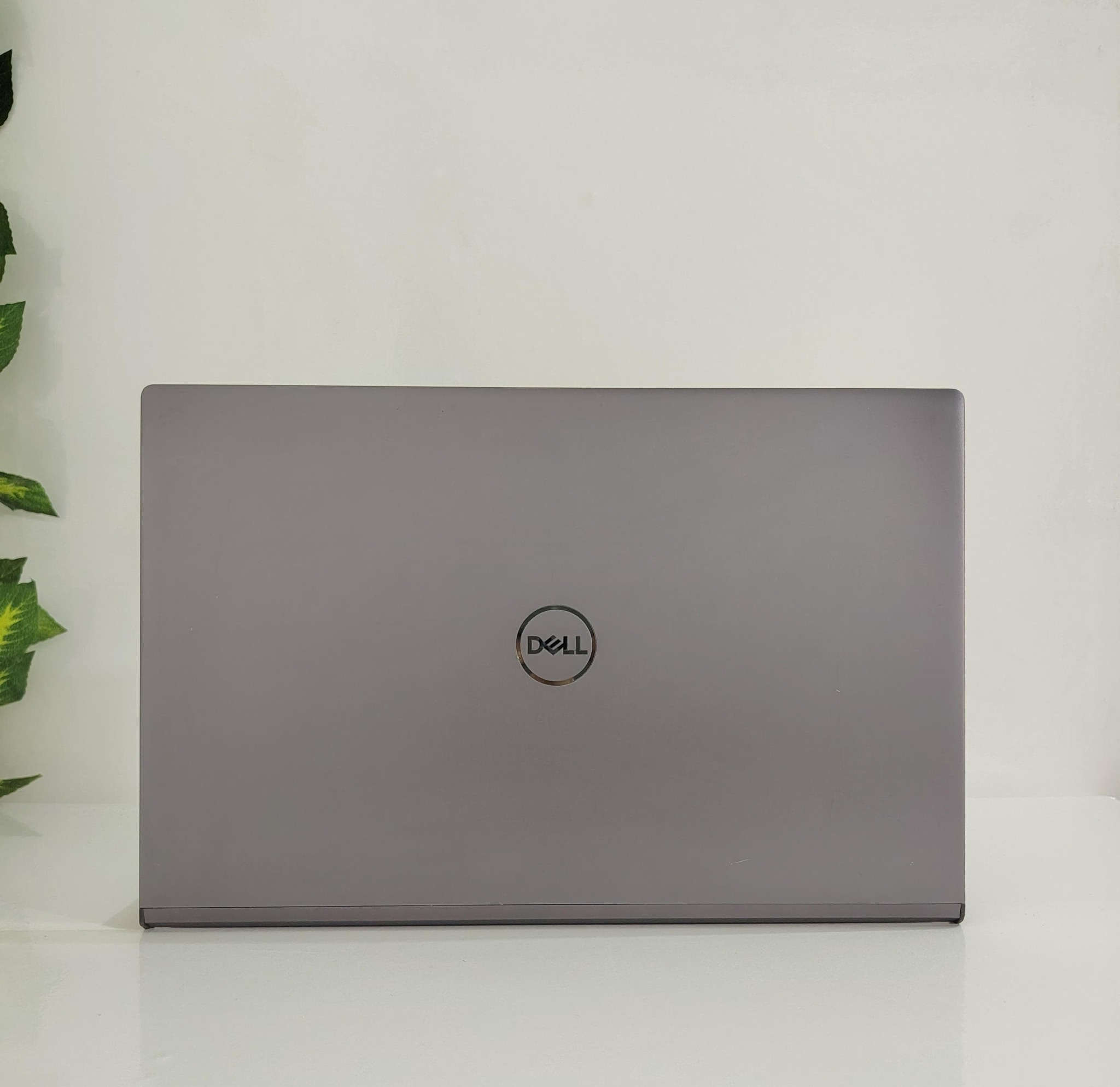 💻 DELL Vostro 7500 | وحش الأداء والنحافة

 * المعالج: Core i7-10th Gen (H Series) 🔥
 * الرام: 16GB DDR4
 * الهارد: 512GB SSD ⚡
 * كارت الشاشة: NVIDIA GTX 1650 Ti (4GB) 🎮
 * الشاشة: 15.6" FHD
 * المميزات: كيبورد ستيكر ضوئي، تصميم معدني ألترا سليم.
💰 السعر: 740,000


**إذا كنت صاحب هذا الإعلان وتريد حذفه لأي سبب، رجاءا أرسل رسالة إلى الدعم الفني**